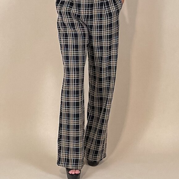 Elegant Women's Trousers - Picture 4 of 6